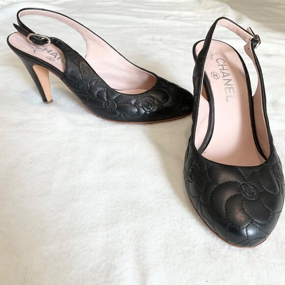 Chanel black Camellia logo cc quilted leather pump heels sz37 US6.5 narrow - Picture 1 of 10